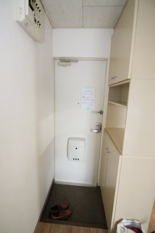 サンイーストの玄関