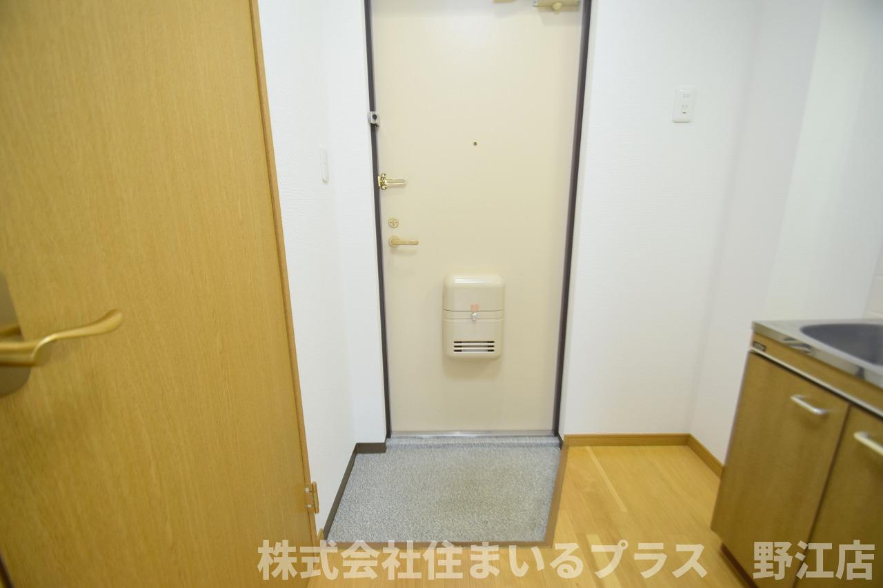 エトワールヴィルｰR城北公園の玄関
