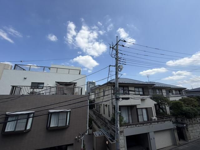 Ｋｏｍａｚａｗａ　Ｋｏｕｅｎ　ｔｅｒｒａｃｅの庭