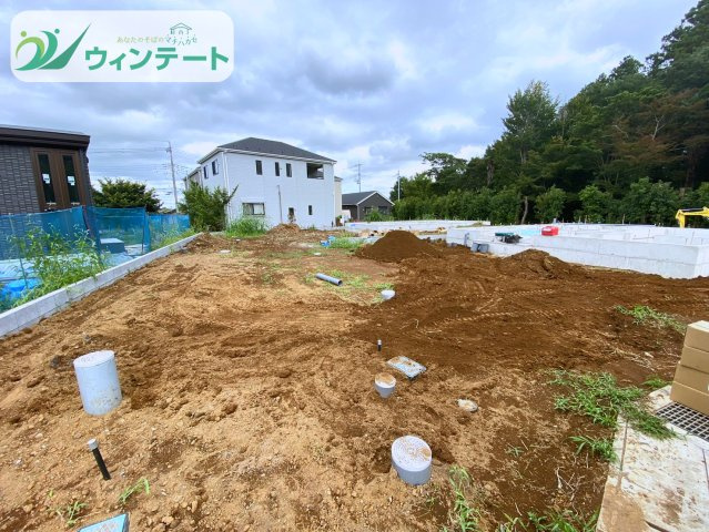 土浦市高岡第3　新築戸建ての外観|現在基礎工事中！着々と形になっていく様子を見学することもできます♪