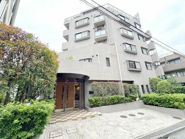 クレストヒルズ青葉台の外観