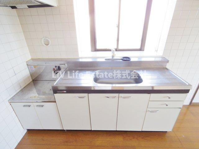 小平市仲町の賃貸マンションのキッチン