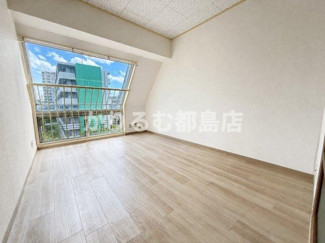 マンションエンゼルの居間・リビング