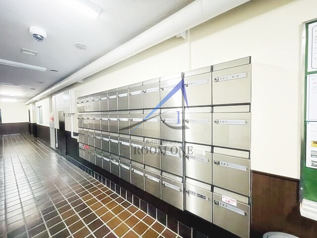 ライオンズマンション浅草公園のその他共用部分|集合ポストです。
