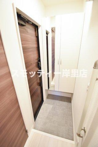 Maison Espoir 千本南の玄関