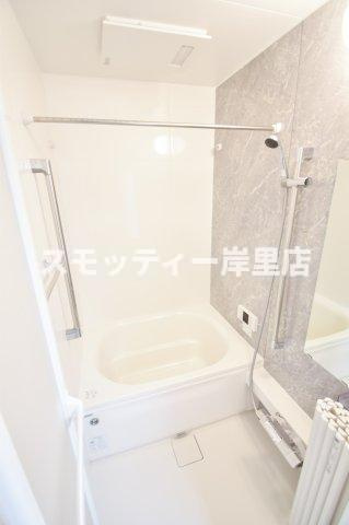 Maison Espoir 千本南の浴室
