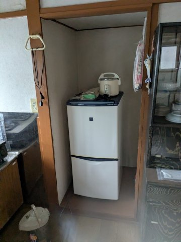 中古戸建　高崎市高浜町のその他|冷蔵庫や家電がすっきり収まる便利な設置スペース！キッチン周りの作業動線を邪魔せず快適に使えます。