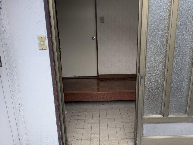 中古戸建　高崎市高浜町の玄関