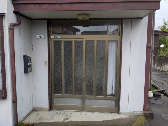 中古戸建　高崎市高浜町の玄関