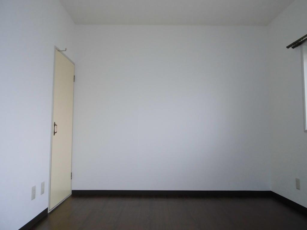 明石市小久保３丁目の賃貸マンションの洋室