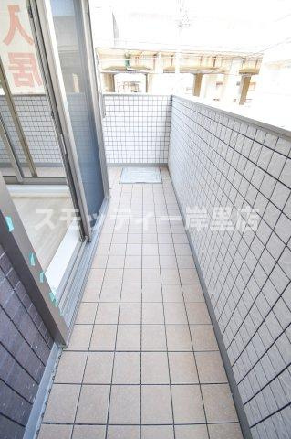 YOURMAISON粉浜駅前のバルコニー