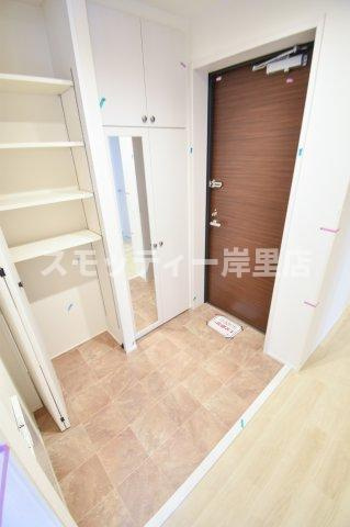 YOURMAISON粉浜駅前の玄関