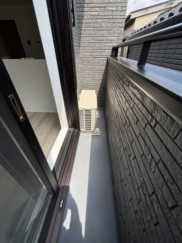 高円寺南５丁目戸建　２階のバルコニー
