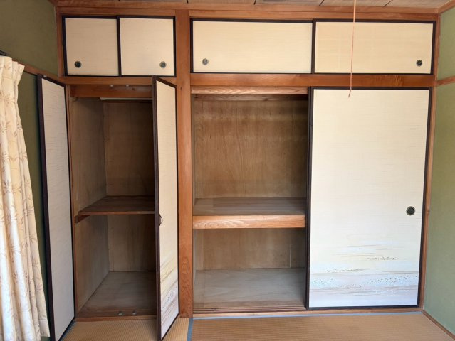 新庄戸建ての収納