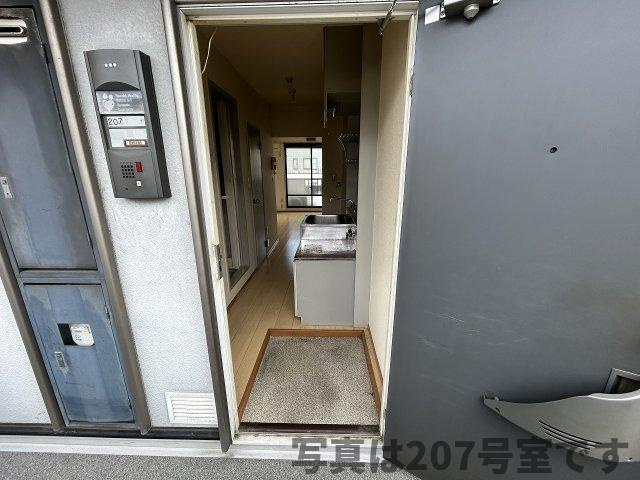 エクセラージュの玄関