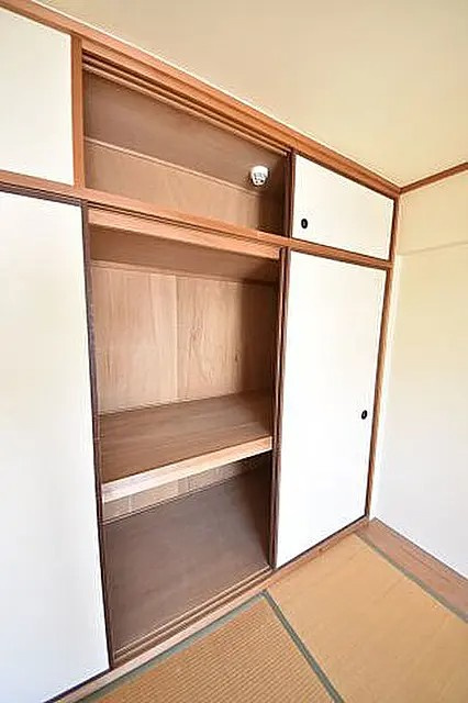 グランドメゾン中山手の収納