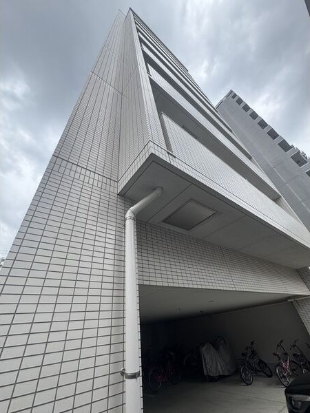 Cozy　Court新栄の外観