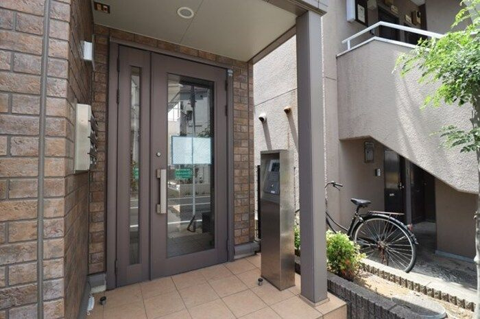 Monarie akiのエントランス