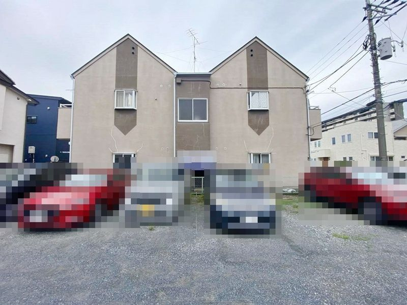 坂戸市薬師町のアパートの外観