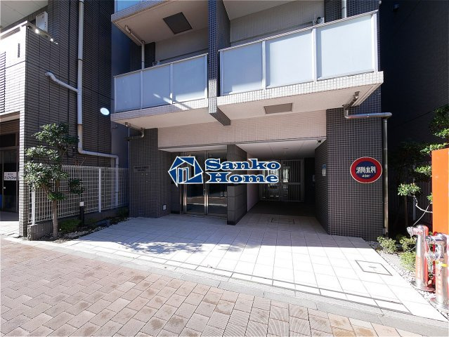 グランフォース町屋のエントランス