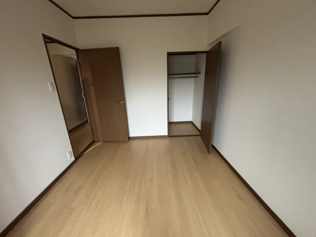 TenGood百道の洋室|使い勝手のいい洋室です