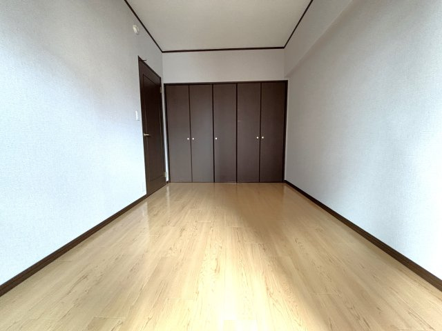 TenGood西新南の洋室|広々とした洋室です