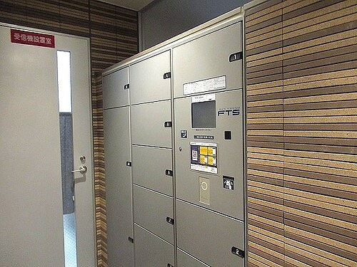 サーパス赤坂マスターズビューのその他|宅配ボックス※前回募集時の写真２０２３年９月撮影