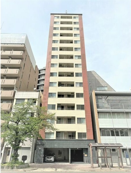 GRANDUKE代官町の外観