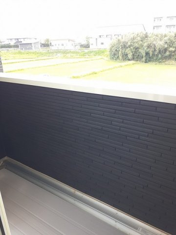ＵＧ－ＬＩＮＥ　Ⅱのバルコニー|バルコニーがあります