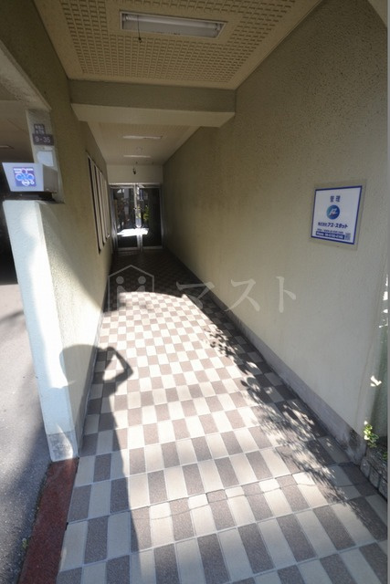 クレインハイツ南堀江のロビー