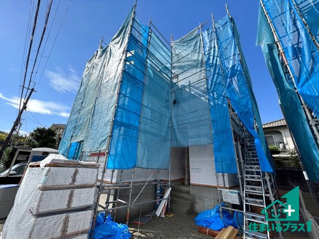 ●31(土)1(日)3(祝)現地説明会！　香芝市穴虫　第8期　新築一戸建ての外観|建築中ですが現地を見ると分かる事もございますので、ぜひ一度現地をご覧ください。