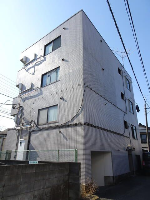 ベルハイツ入間の外観
