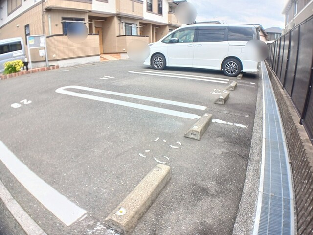 パーミイ・ヒル参番館の駐車場|駐車場