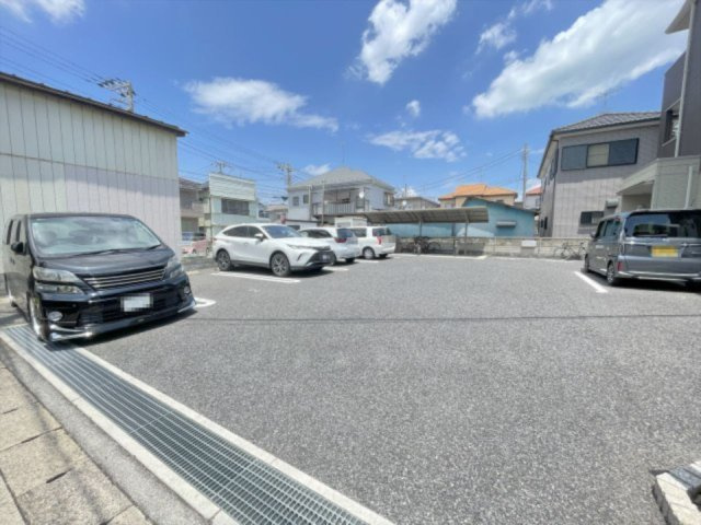 roi de l’ours2の駐車場