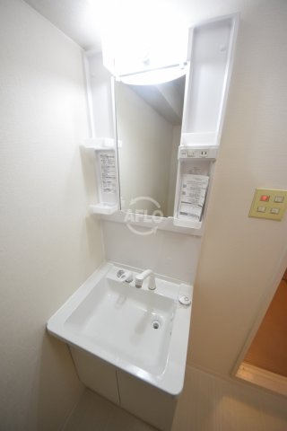 サンライズ南船場の独立洗面台|サンライズ南船場　独立洗面台