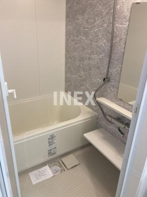 川崎市川崎区本町１丁目の賃貸マンションの浴室