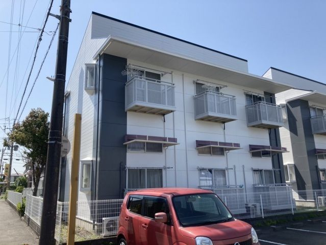 フローラ泉町Ｆの外観