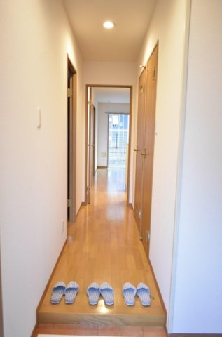 グランナチュール西宮下の玄関