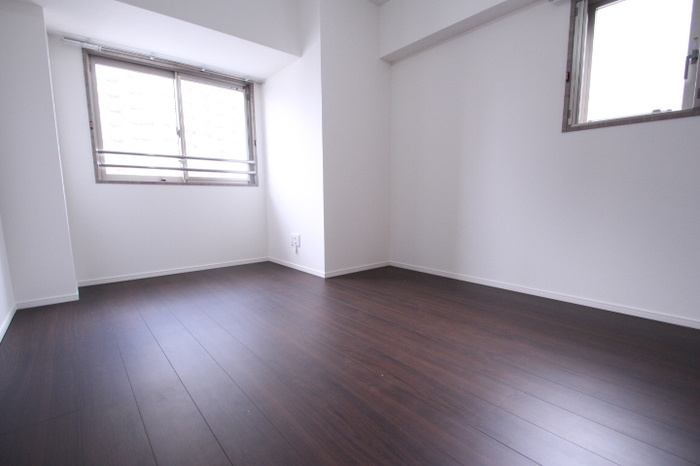 千代田区九段北１丁目の賃貸マンションの洋室