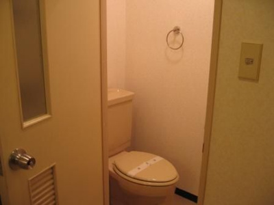 【トイレ】 | アイランドマンション | シンプルで使いやすいトイレです