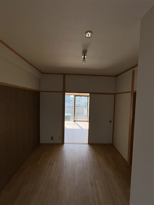 シャトー五色山の居間・リビング