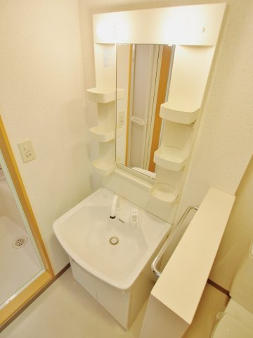 JRBハイツ矢野Ⅱ番館の洗面所