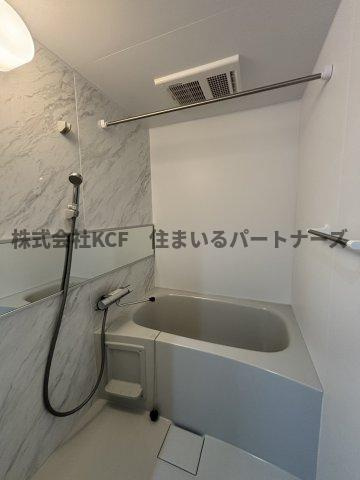 Brave Base江戸屋敷の浴室|落ち着いた空間のお風呂です