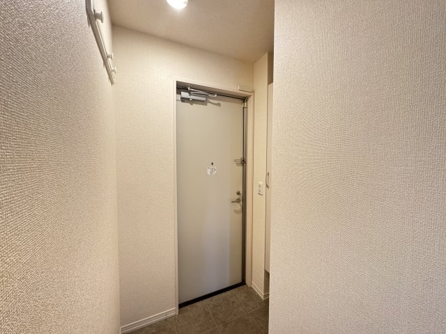 プレミール　Cの玄関
