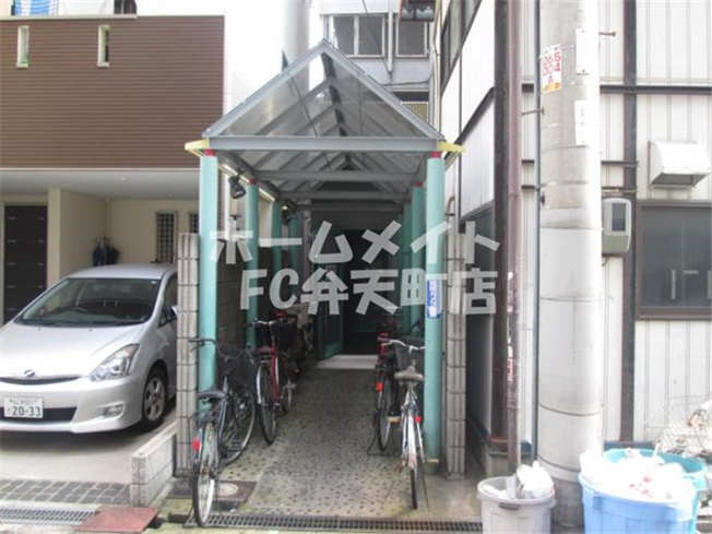 【エントランス】 | デイズハイツ八幡屋 | 毎日通るエントランスはこのようになっています