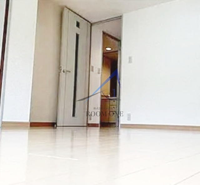 ランテルナ山王の居間・リビング|洋室のお部屋です。