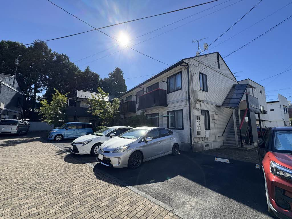諏訪町壱番街 Ａの駐車場