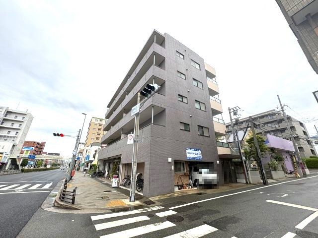 ファミリーハイツ徳井の外観