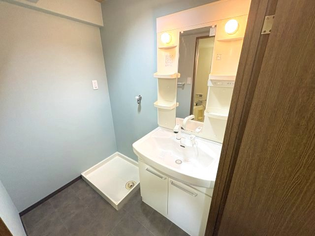 ファミリーハイツ徳井の独立洗面台