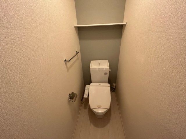 ひまわりⅡ A棟のトイレ|温水洗浄暖房便座